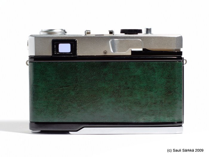 DSC_9254b.jpg - Olympus 35 RC in deep green leatherette